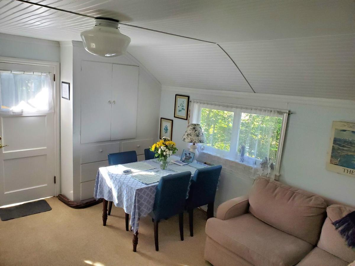 Bay Cottage Getaway Port Townsend Room photo