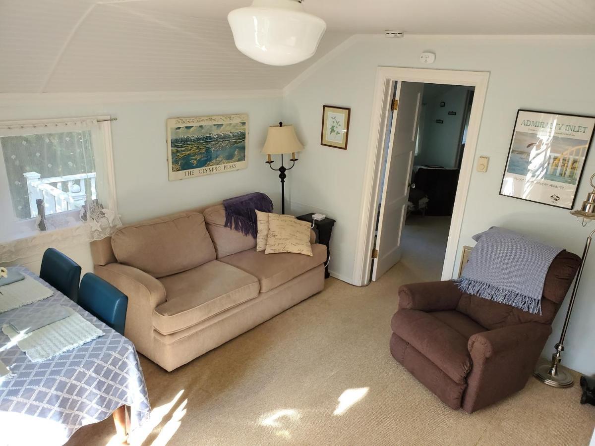 Bay Cottage Getaway Port Townsend Room photo