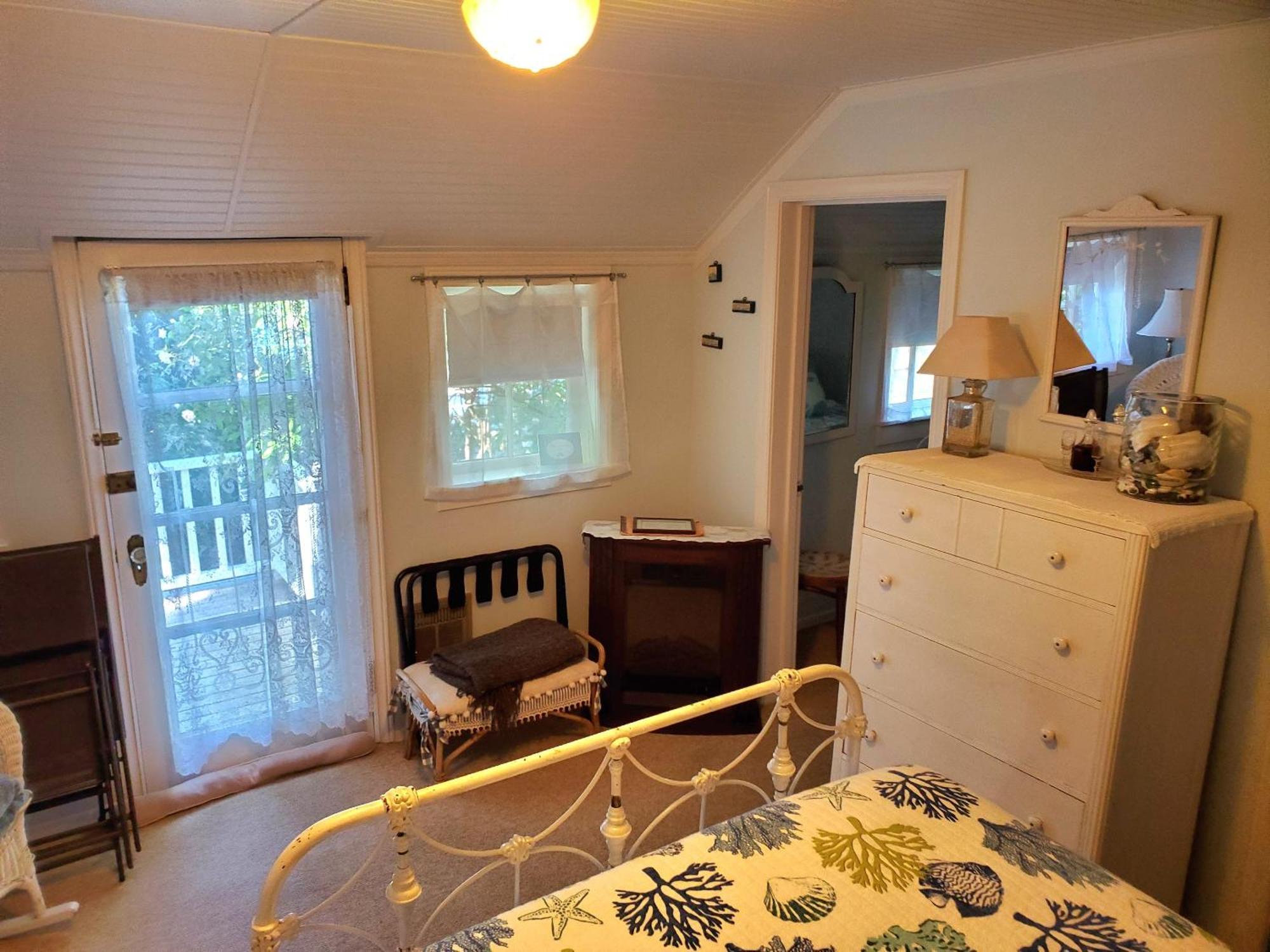 Bay Cottage Getaway Port Townsend Room photo